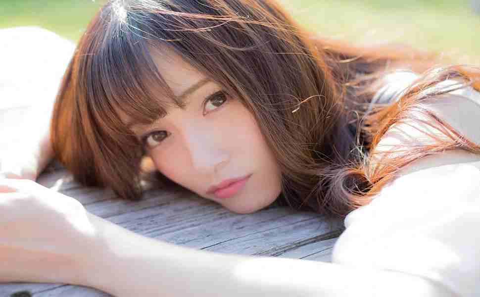 西瓜从六楼扔下竟完好无损，雷军说的“防弹涂层”到底是什么？